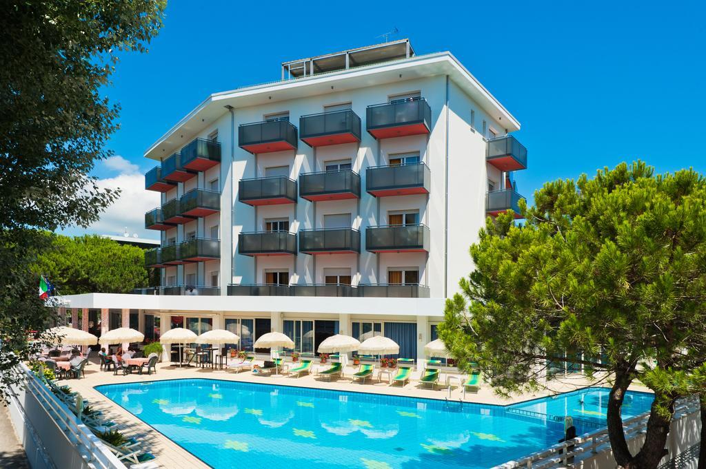 Hotel Gimm Bibione Luaran gambar