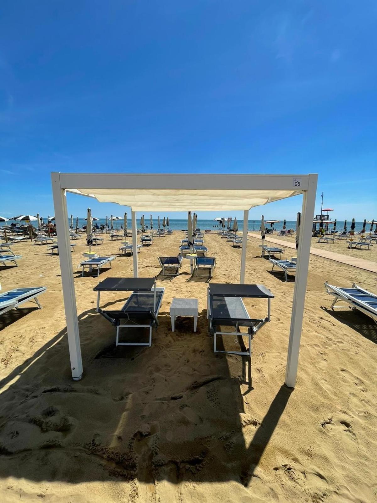 Hotel Gimm Bibione Luaran gambar